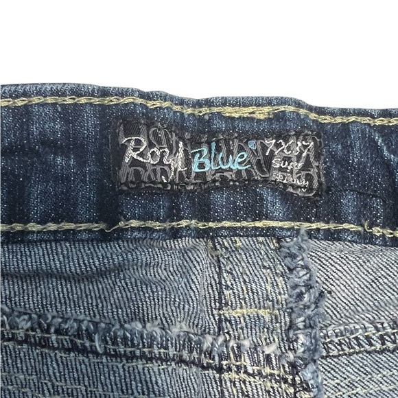 Royal Blue - Women’s Embroidered Cuffed Skinny Jeans Size 7 (30”W) - Picture 4 of 7